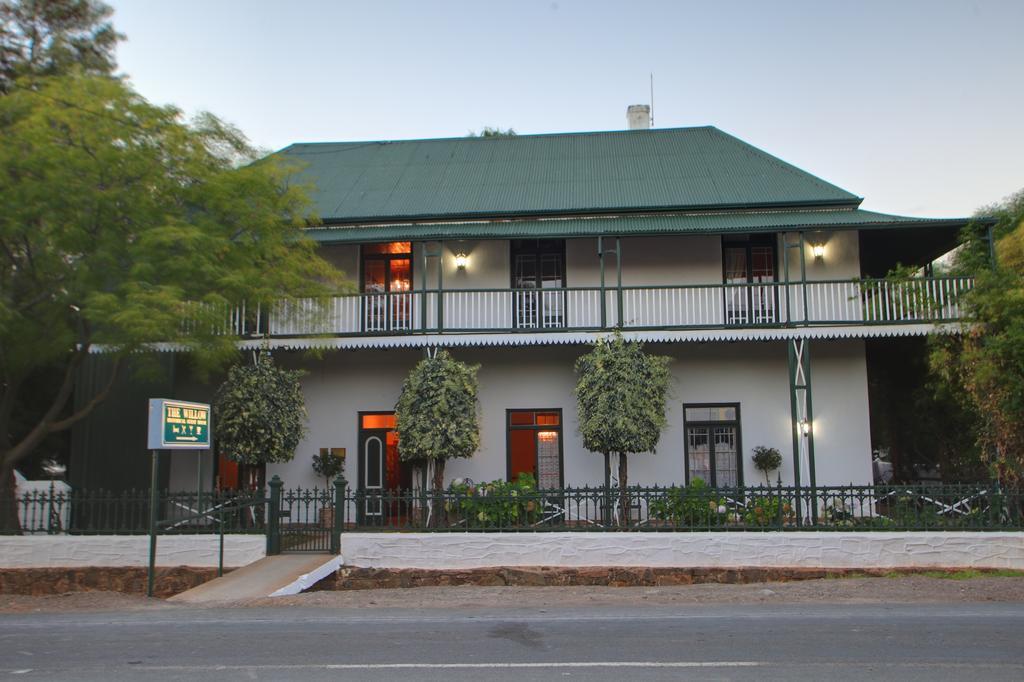 The Willow Historical Guest House Willowmore Bagian luar foto