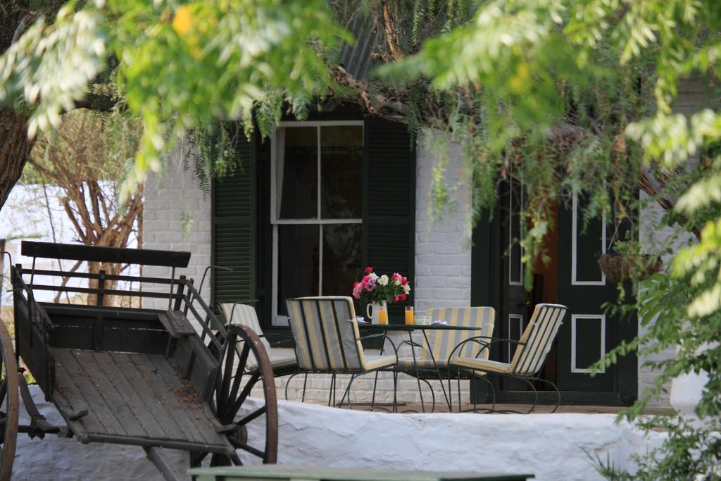 The Willow Historical Guest House Willowmore Bagian luar foto